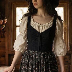 H&M Black Corset Medium English Embroidery Dark Cottagecore Whimsigoth Boho